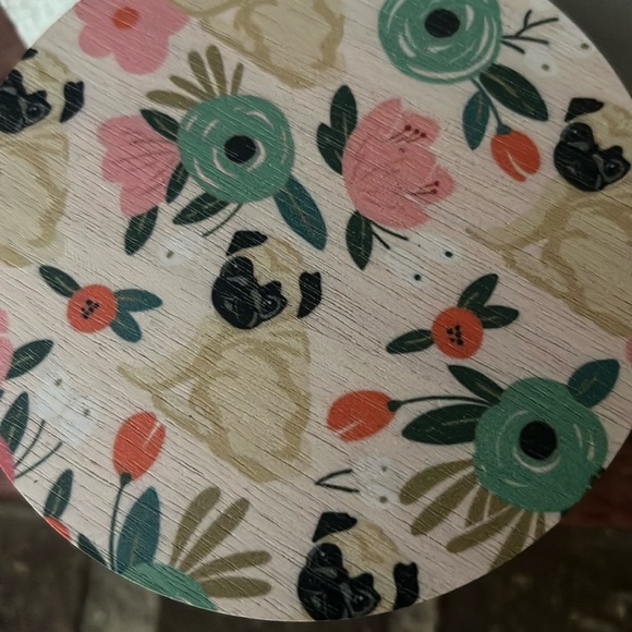 Goji Berry Scented Candle - Picture 5 of 9